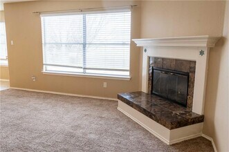 1608 Diana Dr in Round Rock, TX - Building Photo - Building Photo