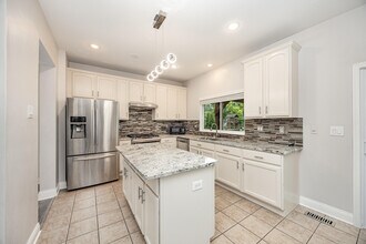 1099 Bayswater Dr in Union, KY - Building Photo - Building Photo