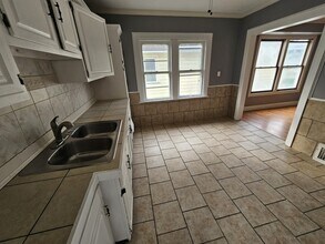 10014 Sladden Ave in Garfield Heights, OH - Building Photo - Building Photo