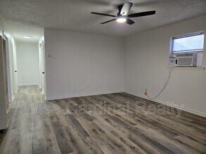 1717 Ave I in Levelland, TX - Building Photo - Building Photo