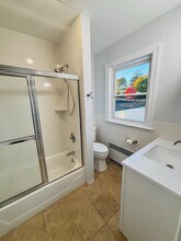 45 Glen Head Rd in Glen Head, NY - Building Photo - Building Photo