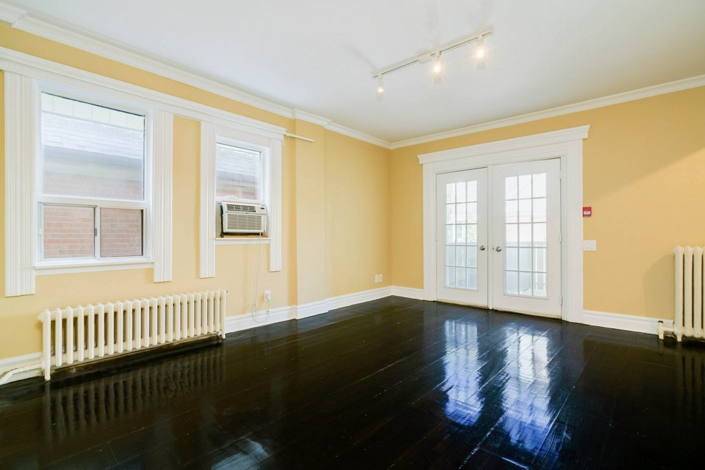 51 Spadina Rd in Toronto, ON - Building Photo