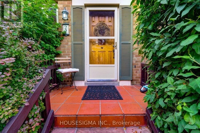 property at 22 Gwendolen Ave