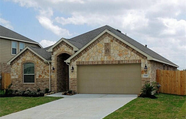 property at 6818 Rambling Manor Ct