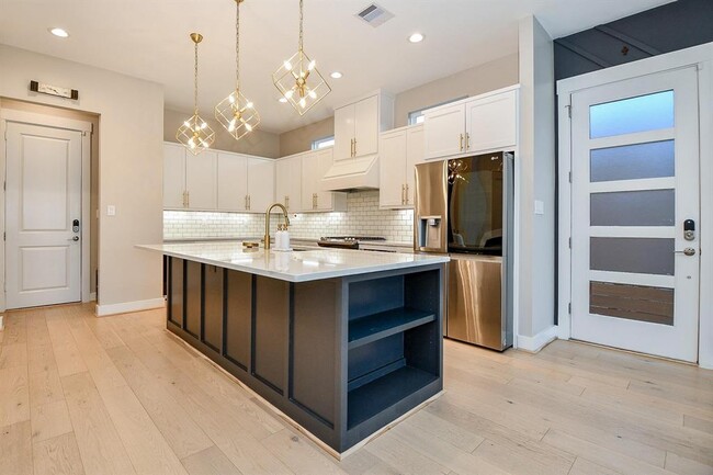 4508 Hardy St in Houston, TX - Building Photo - Building Photo