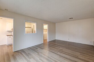 104 Crystal Cir in Norman, OK - Building Photo - Building Photo