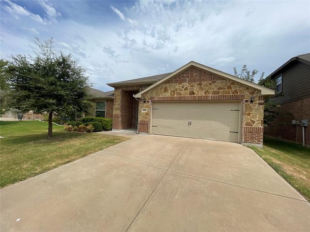 2537 Old Buck Dr in Weatherford, TX - Building Photo - Building Photo