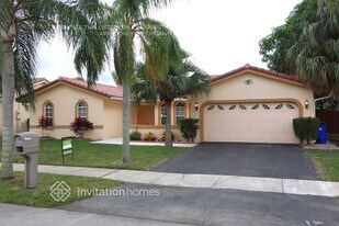 7536 NW 21st St in Margate, FL - Building Photo