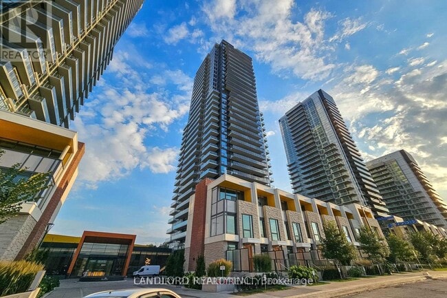 property at 85-3785 McMahon Dr
