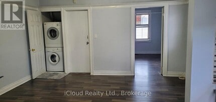 2383 Weston Rd in Toronto, ON - Building Photo - Building Photo