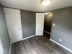 222 Garlands Private Dr in Kingsport, TN - Building Photo - Building Photo