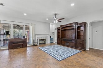 4215 Bent Oaks Dr in Arlington, TX - Building Photo - Building Photo