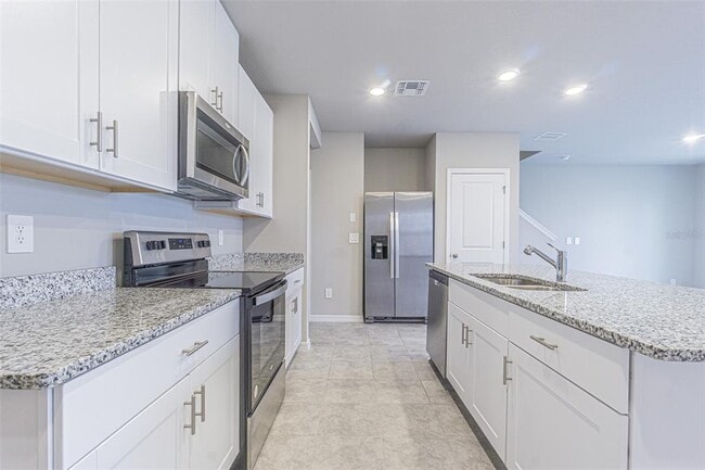 32483 Limitless Pl in Wesley Chapel, FL - Building Photo - Building Photo