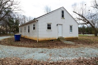 3305 NC-86 in Hillsborough, NC - Building Photo - Building Photo