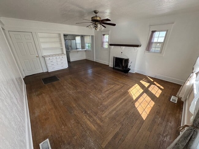 property at 505 N 5th St