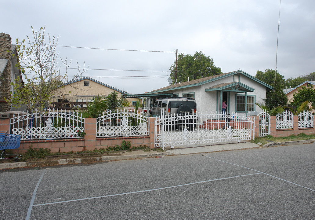 117 Forbes Ln in Ventura, CA - Building Photo