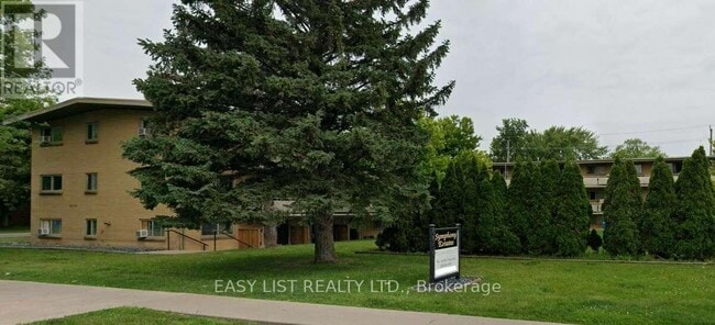 property at 8650 Wyandotte St E