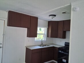 1302 Pecan St in Bonham, TX - Building Photo - Building Photo