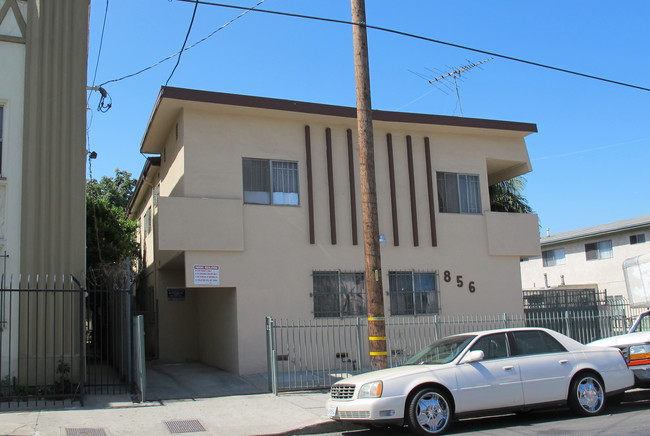 856 W 42nd Pl in Los Angeles, CA - Building Photo - Building Photo