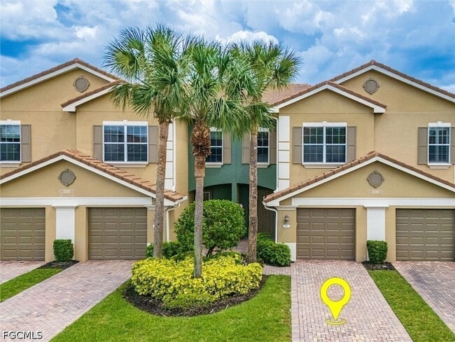 3210 Cottonwood Bend in Ft. Myers, FL - Foto de edificio - Building Photo