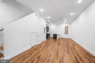2007 N Philip St in Philadelphia, PA - Building Photo