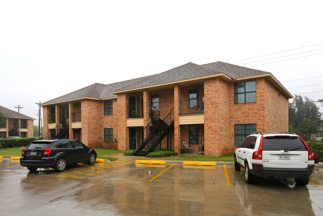 Lantana Apartments