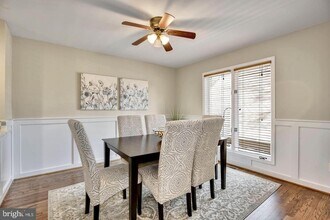 4010 Lake Glen Rd in Fairfax, VA - Building Photo - Building Photo