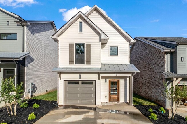 12 Dutch Dr in Clarksville, TN - Building Photo - Building Photo