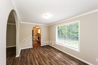 2420 Butner Rd in Atlanta, GA - Building Photo - Building Photo