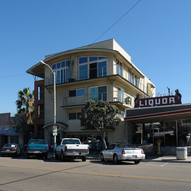 116 Main St