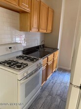 40 Booraem Ave in Jersey City, NJ - Building Photo - Building Photo