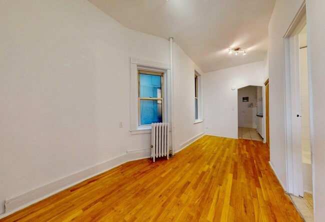 East 25th Street in New York, NY - Building Photo - Building Photo