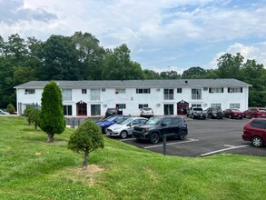 232-238 Elyria St in Lodi, OH - Building Photo - Building Photo