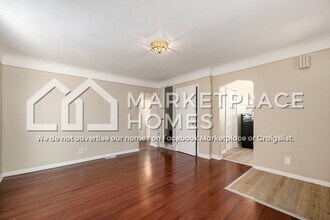 8212 Timken Ave in Warren, MI - Building Photo - Building Photo