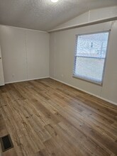 1057 Hibiscus Rd in Moneta, VA - Building Photo - Building Photo