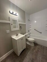 56 Brook St in Manchester, NH - Building Photo - Building Photo