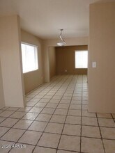 1032 E Michelle Dr in Phoenix, AZ - Building Photo - Building Photo