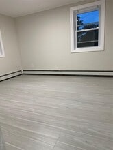 72 Oakmont Ave in Selden, NY - Building Photo - Building Photo