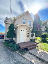 2031 Sherman Ave in Madison, WI - Building Photo - Building Photo