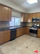 2307 Mira Vista Ave in Montrose, CA - Building Photo - Building Photo