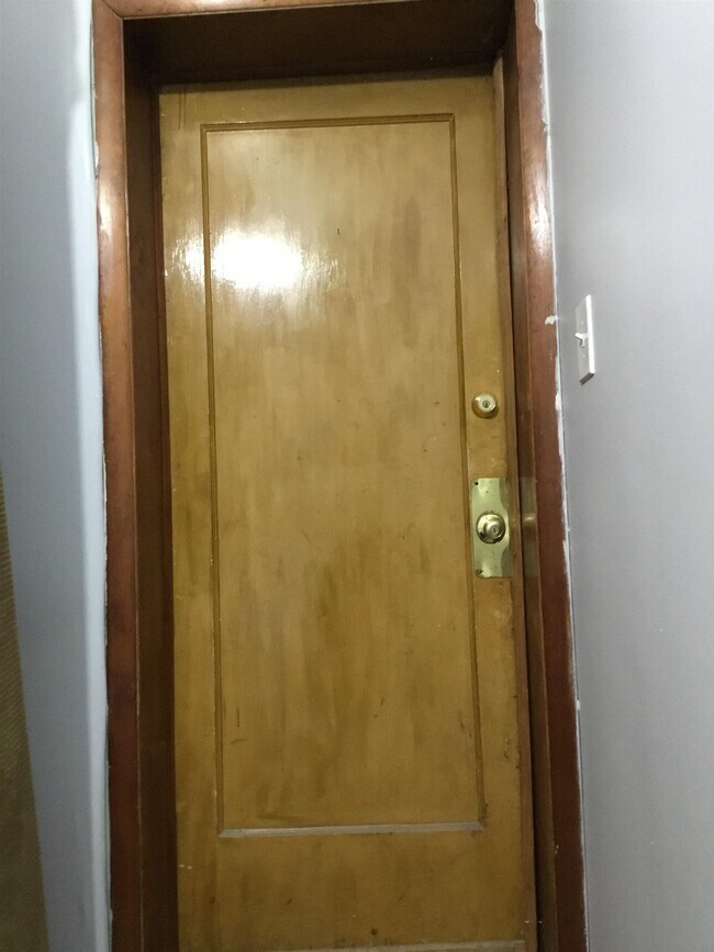 1407 70th St in North Bergen, NJ - Building Photo - Building Photo