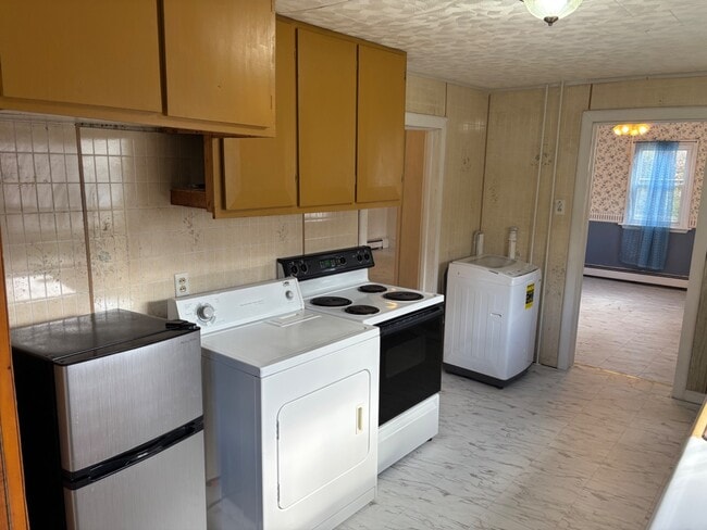 1308 17th Ave in Altoona, PA - Building Photo - Building Photo