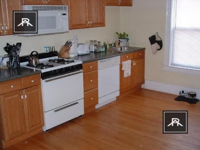 property at 5 Foster St