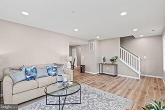 22802 Lawrence Ave in Leonardtown, MD - Building Photo - Building Photo