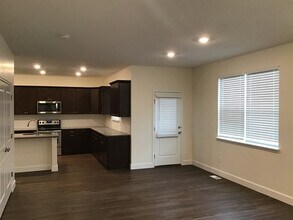 2401 E Wild Horse Way in Eagle Mountain, UT - Building Photo - Building Photo