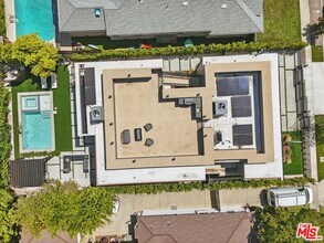 4904 Van Noord Ave in Los Angeles, CA - Building Photo - Building Photo