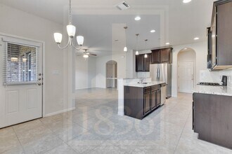 2214 S Lakeline Blvd in Cedar Park, TX - Building Photo - Building Photo