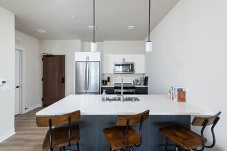 1632 N Franklin Pl in Milwaukee, WI - Building Photo - Building Photo