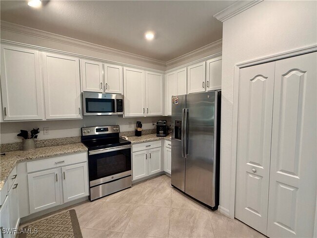 4316 Lemongrass Dr in Ft. Myers, FL - Building Photo - Building Photo