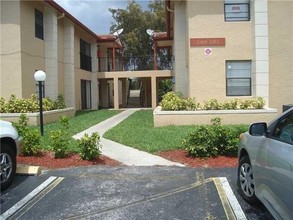 3159 Coral Ridge Dr in Coral Springs, FL - Building Photo - Building Photo